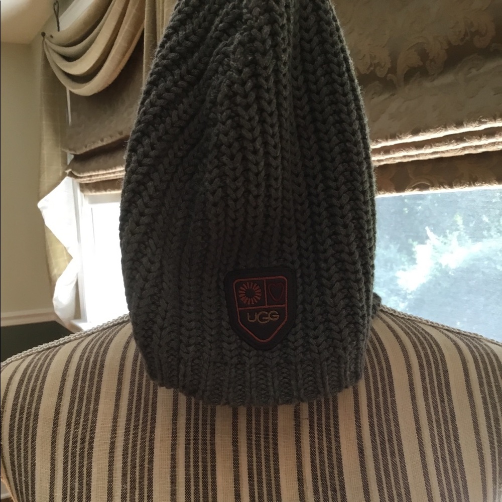 UGG Australia ‘Cardy Oversized’ Beanie